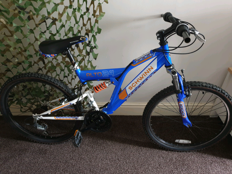 schwinn alto 24